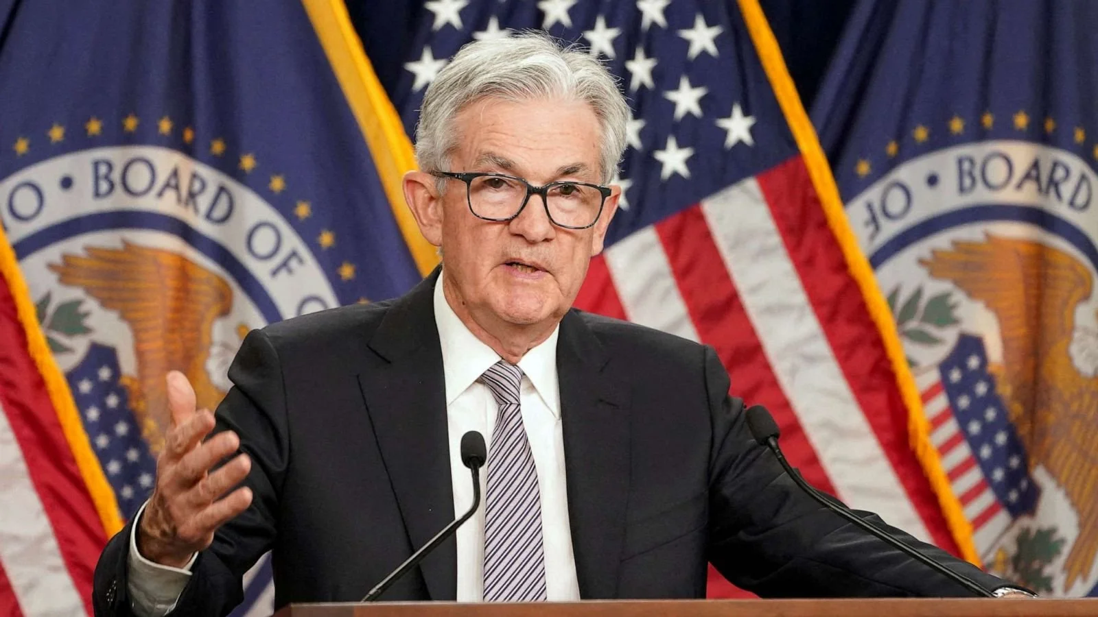 Federal Reserve Contemplates Rate Cuts in 2024: What It Means for the Economy? — SimpMe