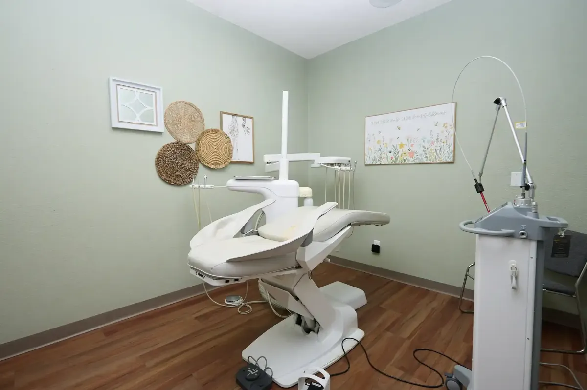 A clean, modern clinical room equipped with advanced technology for care at Cardinal Dental 