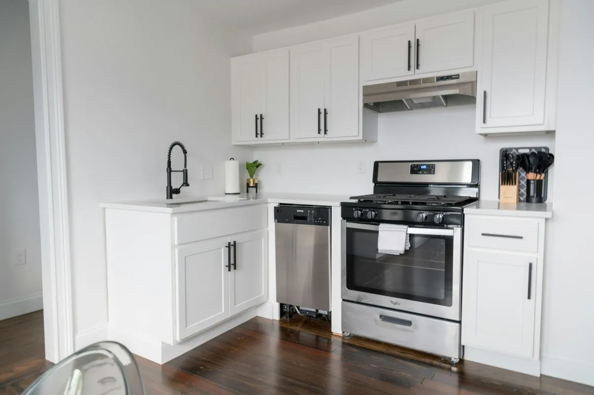 Solutions for Limited Storage in Small Kitchens