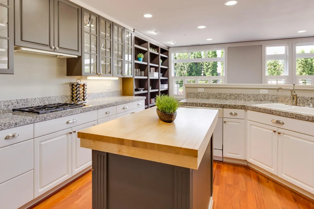 Fixing Chipped and Cracked Granite Countertops