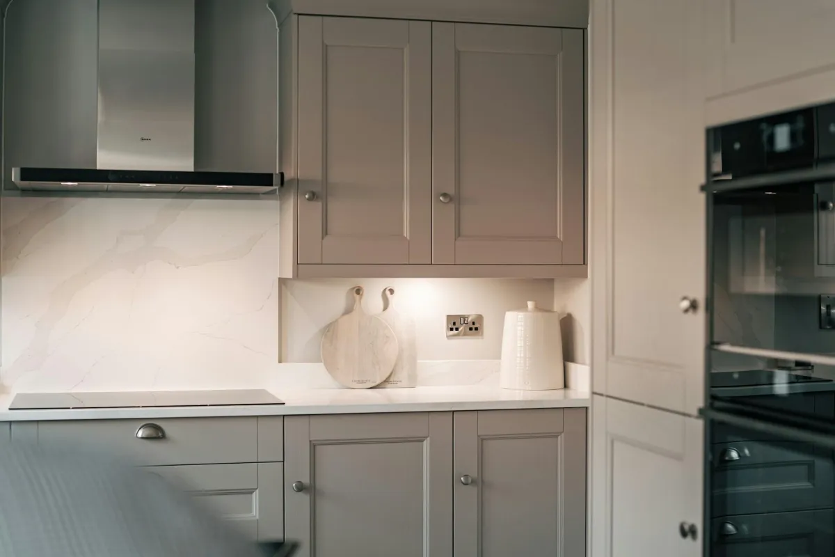 Signs Your Kitchen Cabinets Need Professional Repair