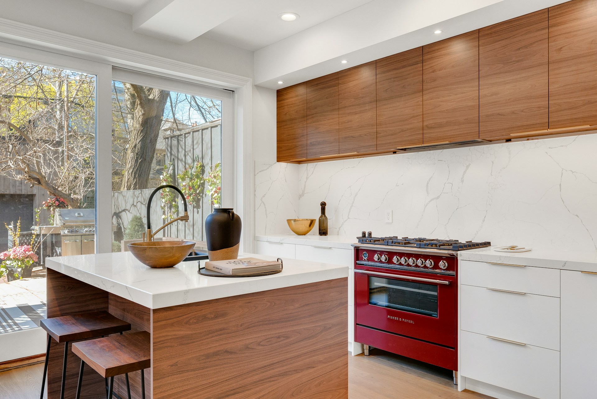 Exploring Quartz Countertop Ideas for Spring Renovations
