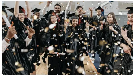 Why You Should Join Your College's Alumni Association