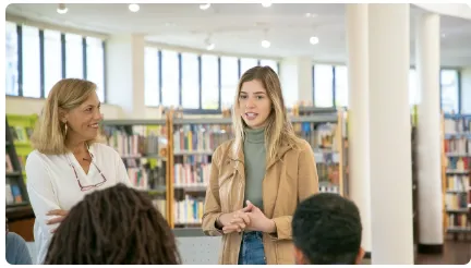 10 College Extracurriculars That Will Surely Stand Out on a Resume