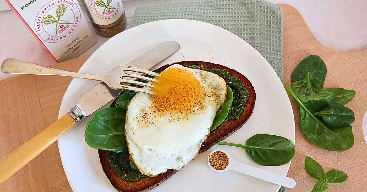 NUTRIENT-DENSE EGGS AND TOAST