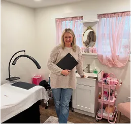 Lash Lady the sun room Cullman AL