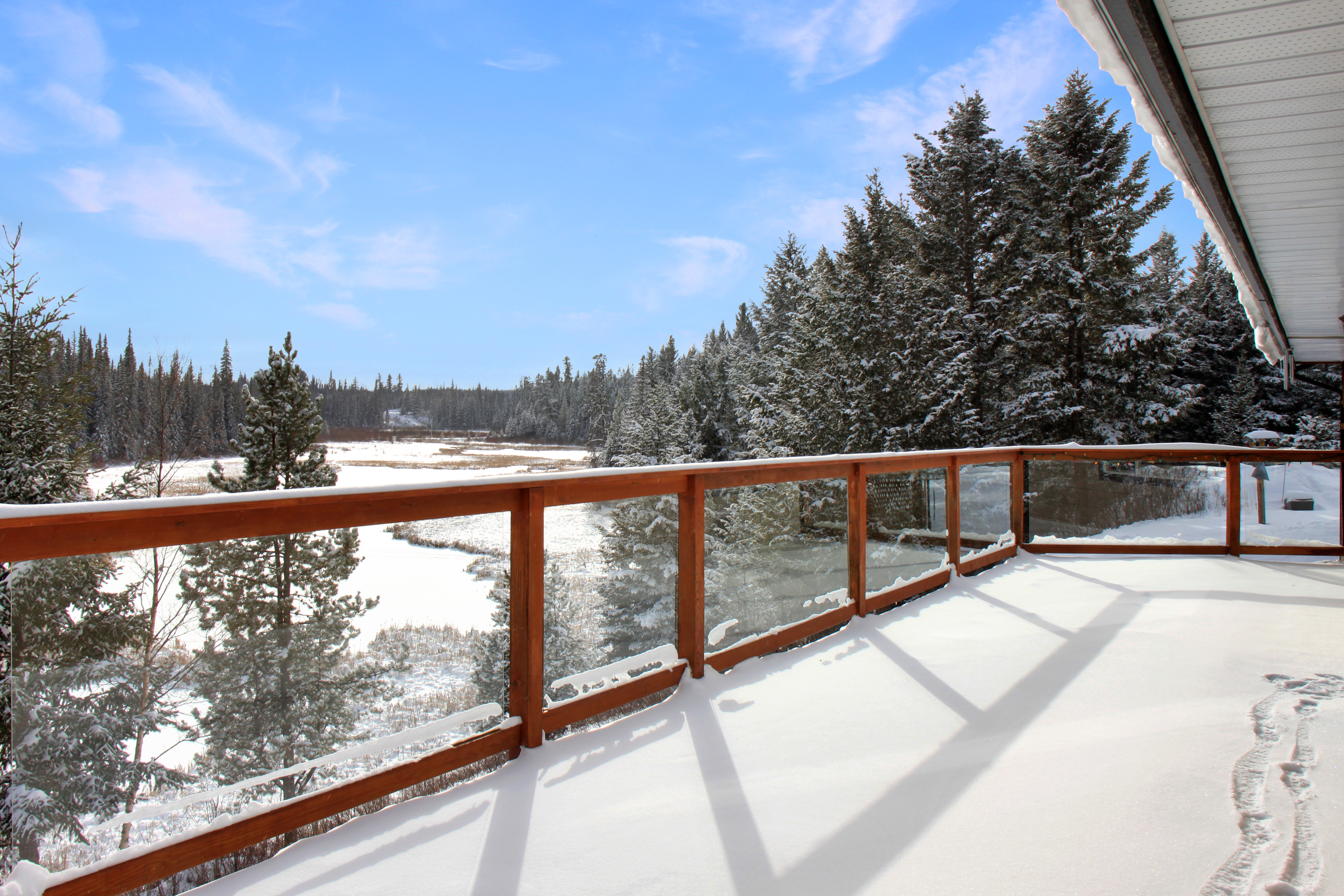 Who should NOT buy rural property in the Cariboo?