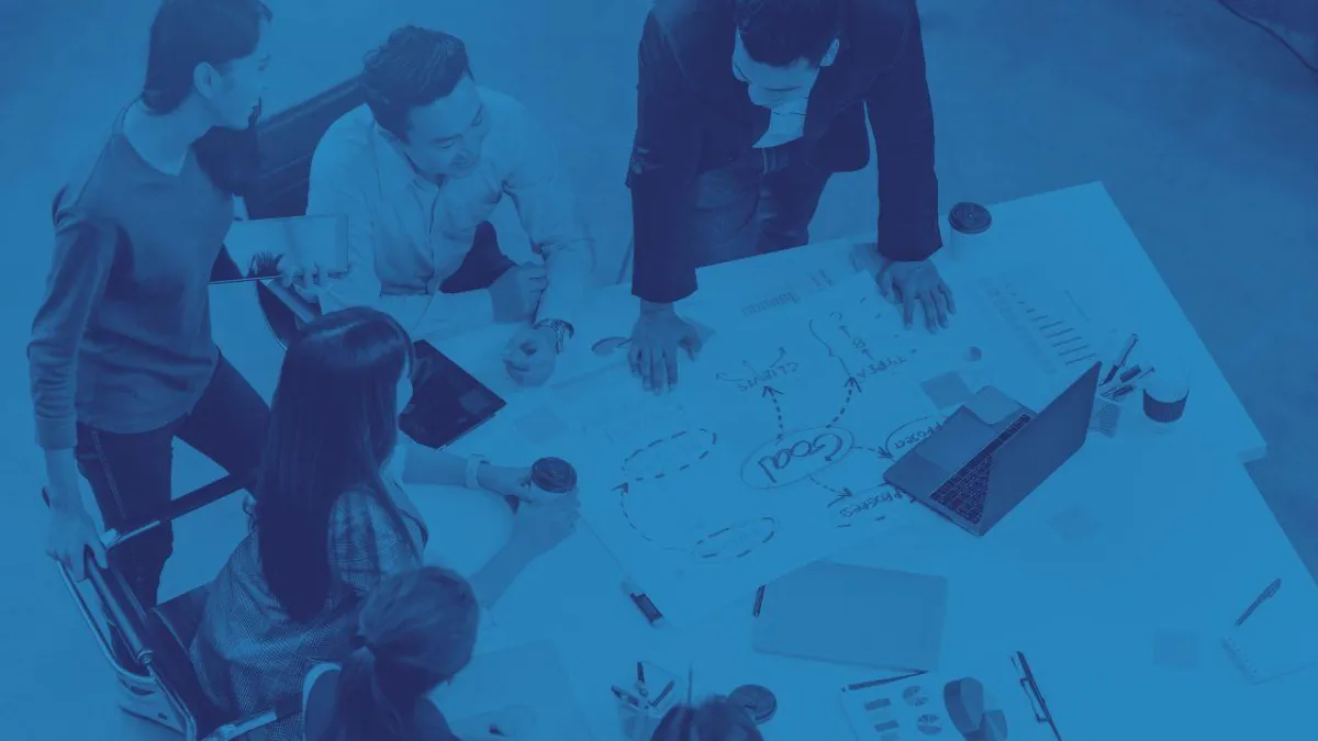 How to Coach in Any Industry—Even If You’ve Never Worked in It Before