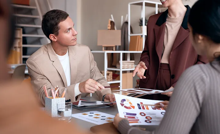 How to Build a Personal Brand That Sells for You