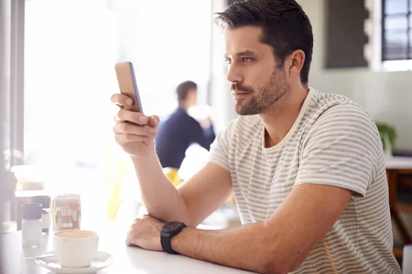 Marketing et e-réputation : Comment transformer vos clients en ambassadeurs ?