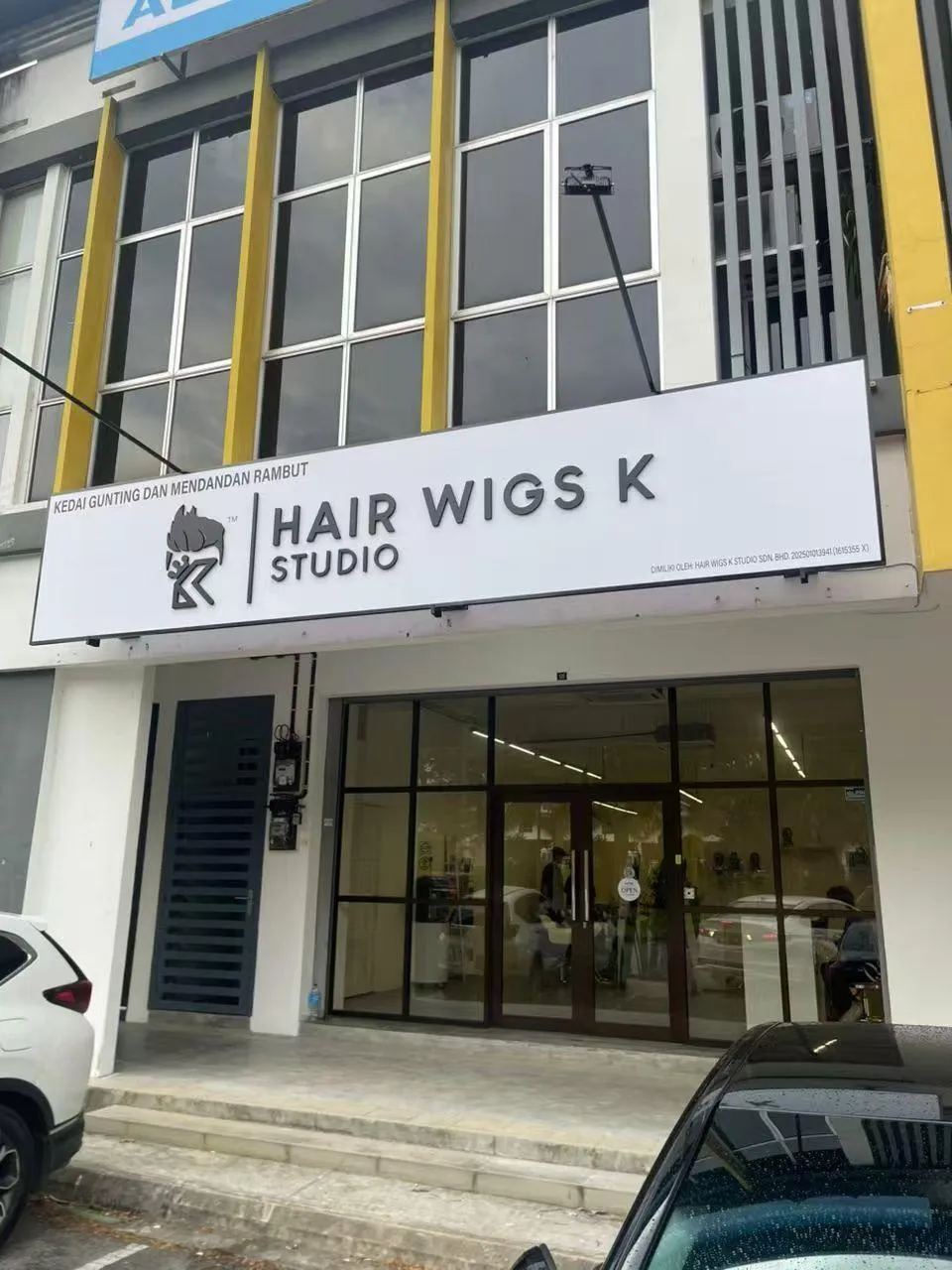 HairWigsKing Johor Bahru | Custom Men’s Wig Studio in Southern Malaysia