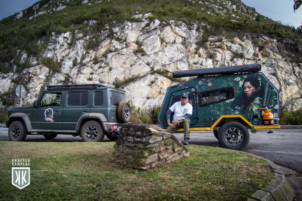 For the Jimny Gathering we towed Jimny Girl from Jhb to George through the Outeniqua Pass and she towed like a dream with the Jimny 5Door 1500cc