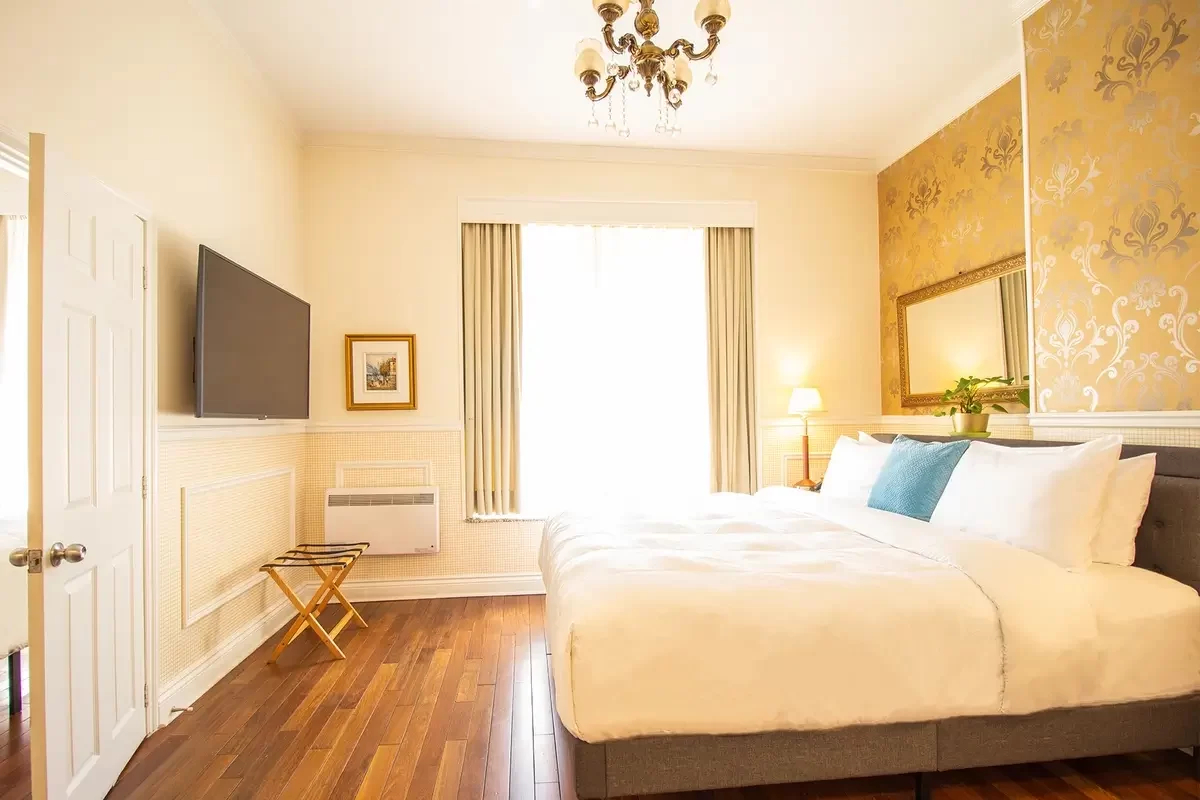 2 Bedroom Suite image 1