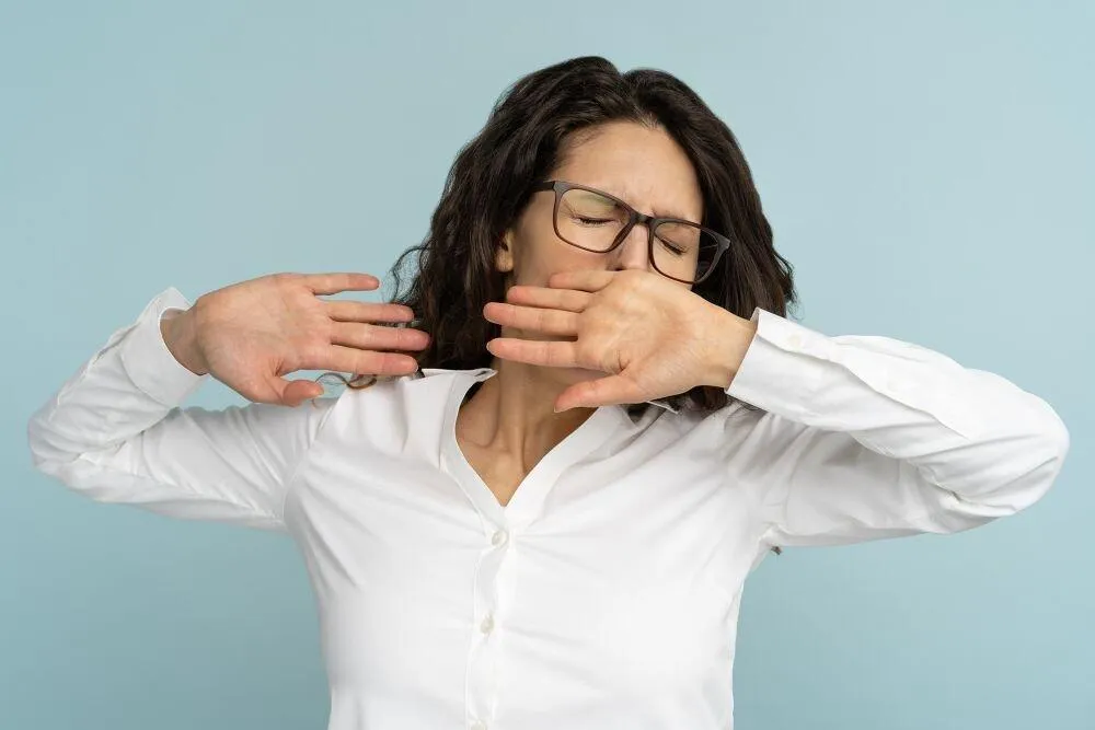 HOW SLEEPING TOO LITTLE MAY KEEP YOU FROM LOSING WEIGHT