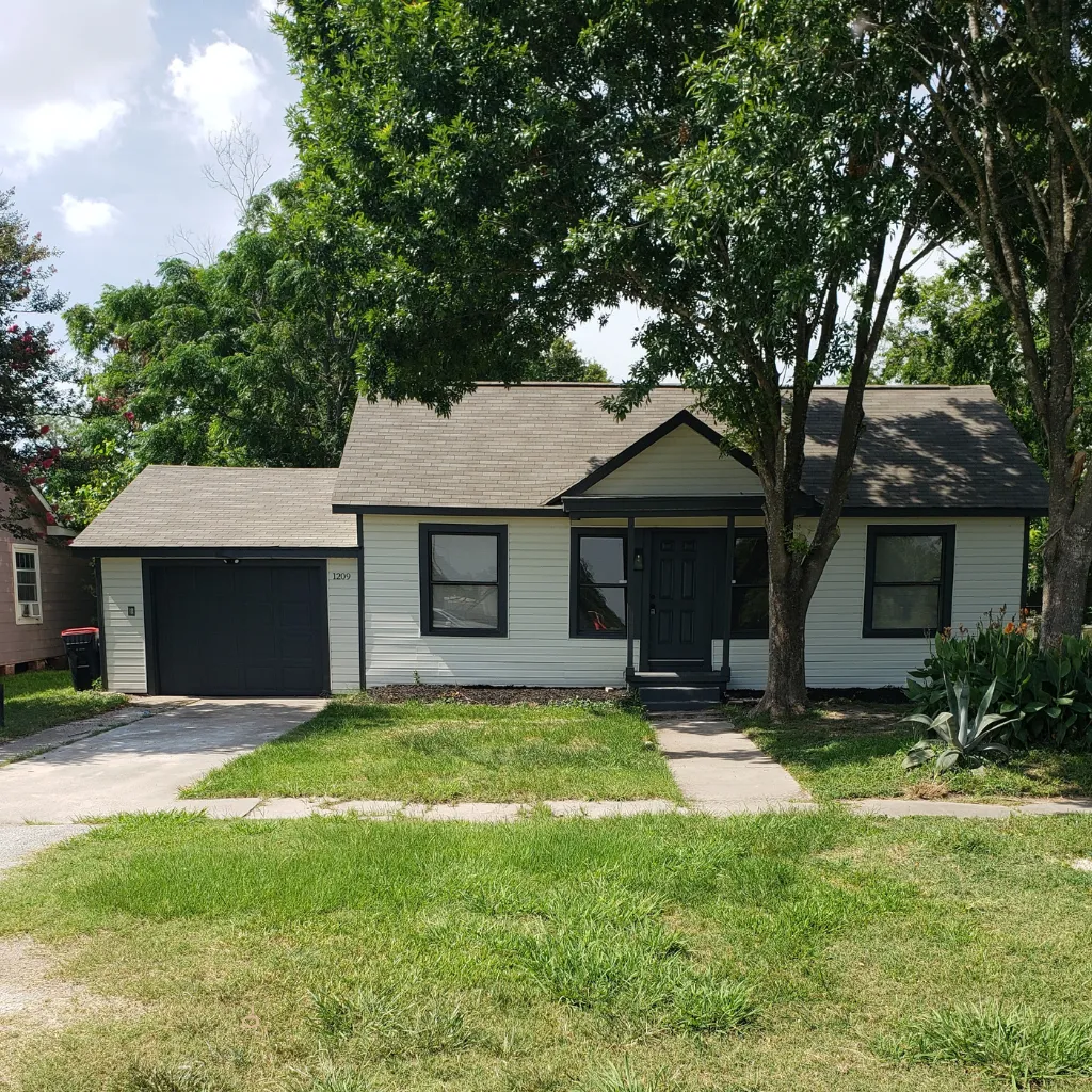 Baytown House for sale