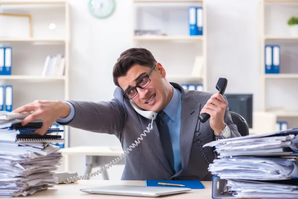 Lead Response Time: Why the 5-Minute Rule Boosts Conversions by 391%