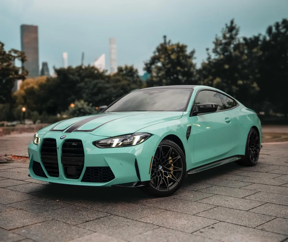 2025 BMW M4 Competition x Drive 