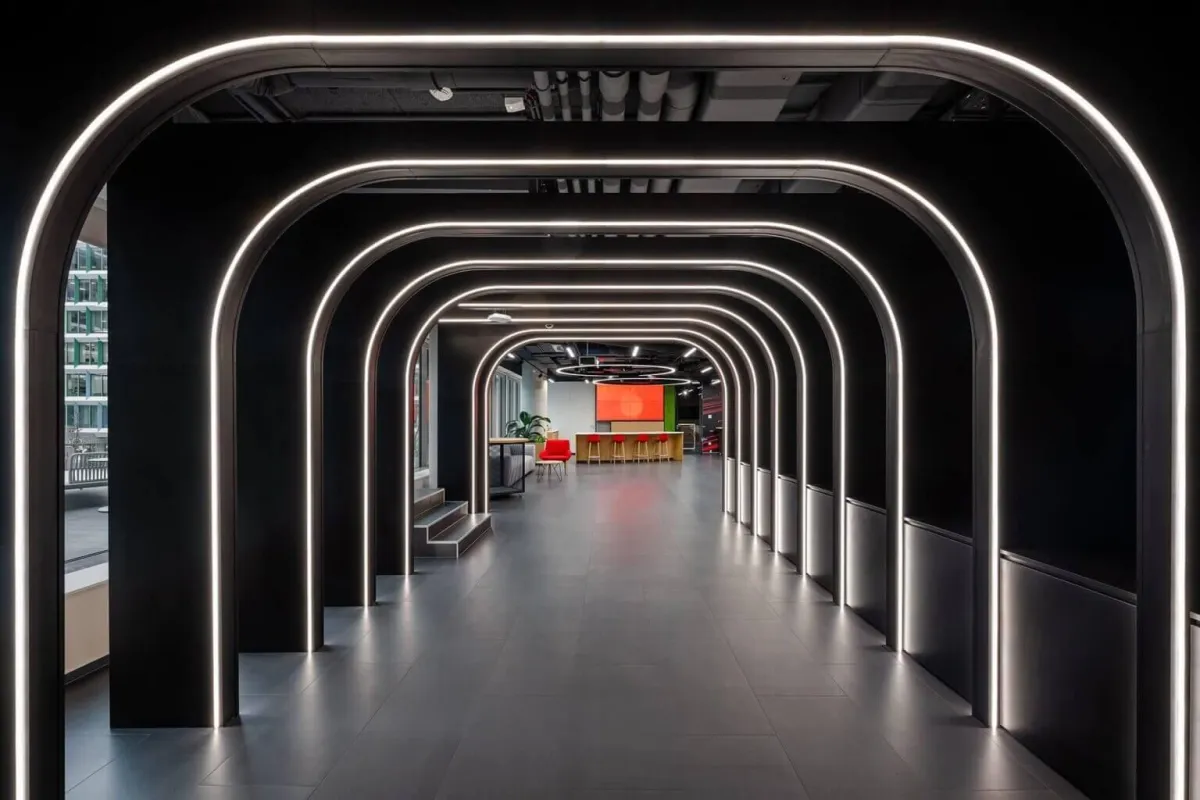 accessibilité PMR Angers/ERP Angers/rampes PMR Angers/neus de marche Angers/barres de seuil Angers/revêtement antidérapant Angers/sol sécurisé Angers/pose de sol Angers/entreprise revêtement Angers/design inclusif Angers/bureau accessible Angers/commerces accessibles Angers