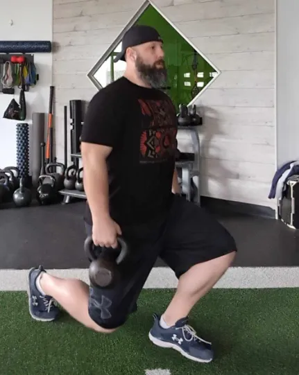Personal Trainer Valparaiso Indiana Kyle Lunge