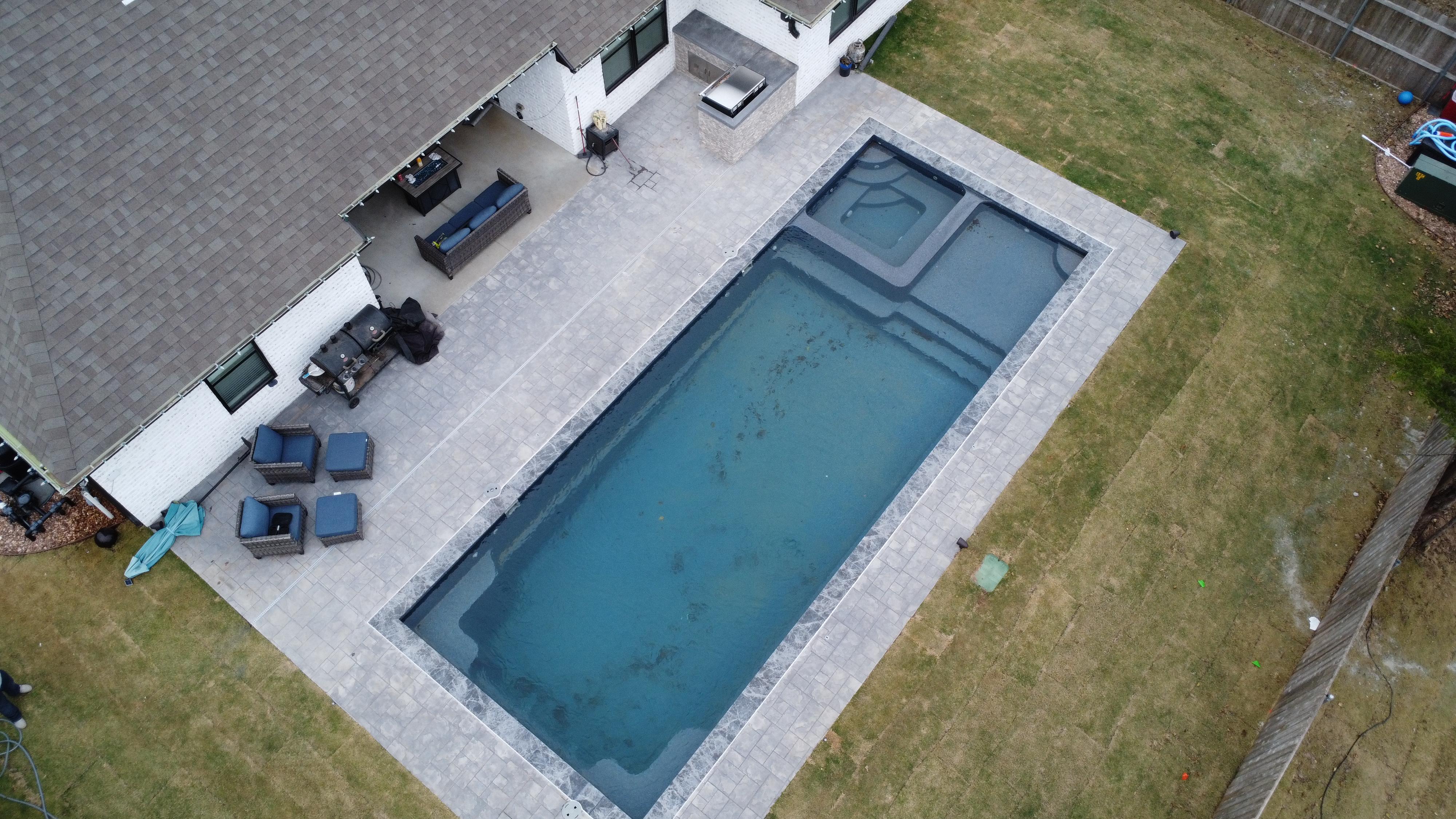 Fiberglass Pool with spa in stillwater oklahoma