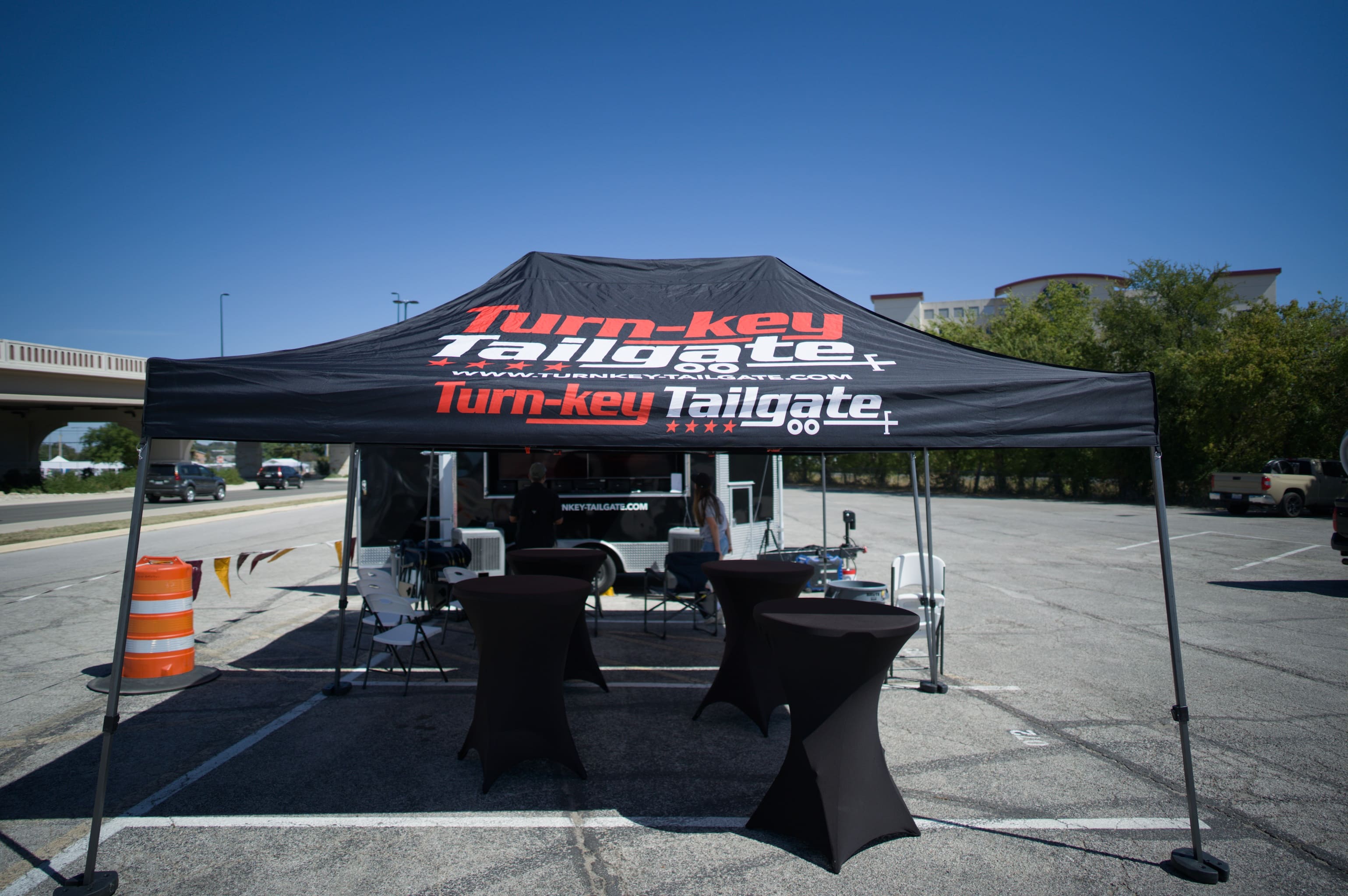 tailgate trailer setup