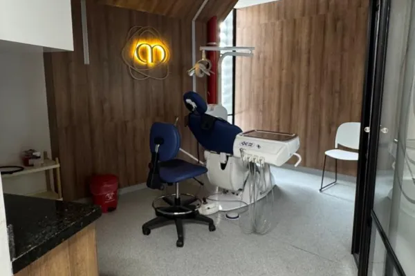 How I Saved $7,000 by Getting Veneers in ColombiaNew Blog Post