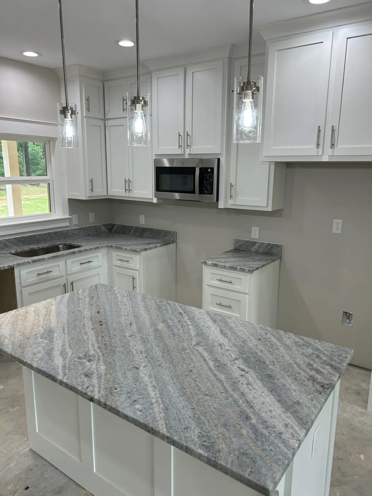 KITCHEN WITH Granite counters, Shaker cabinets & Glass Pendant Lights