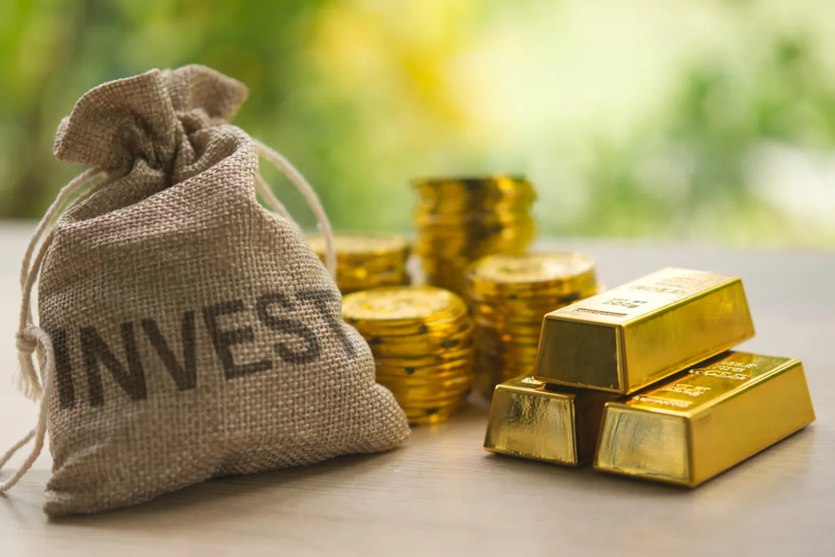 Gold Could Hit $3,000 Soon and $4,000 in 2026, Market Pro Says – Here’s Why