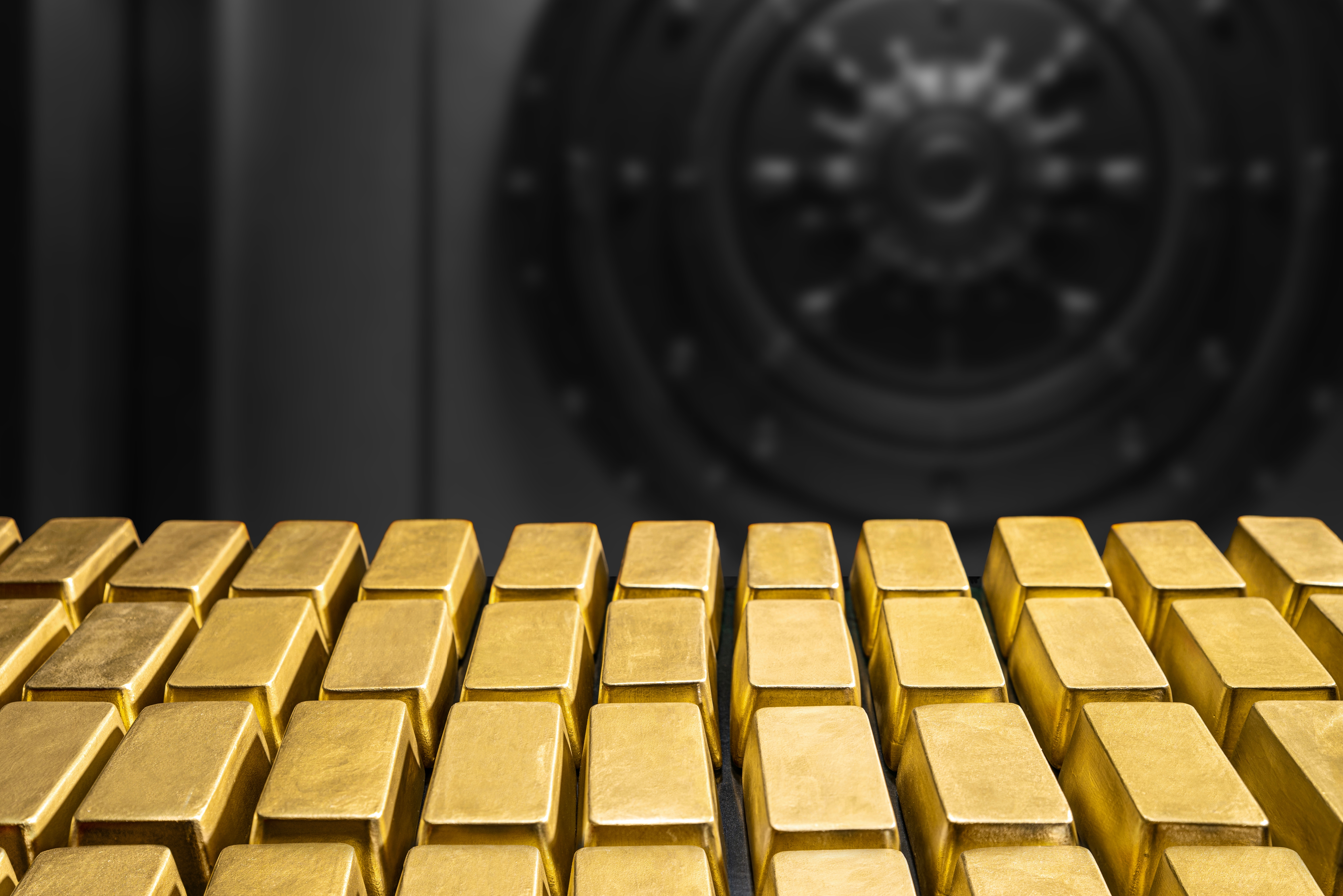 Could Gold Really Hit $8,000 in 2026? A Deep Dive Into an Unprecedented Bull Market
