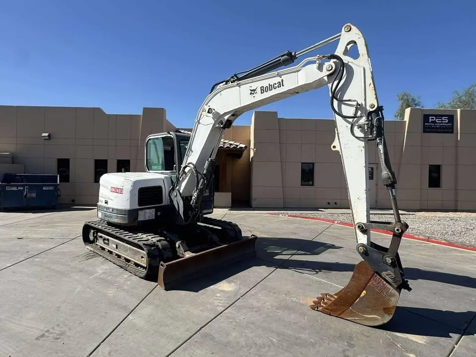 2012 Enclosed Excavator
