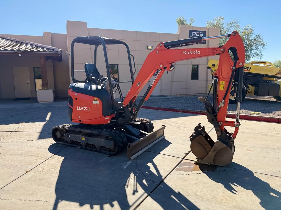 2023 Kubota U27-4 Mini Excavator with Thumb and Buckets