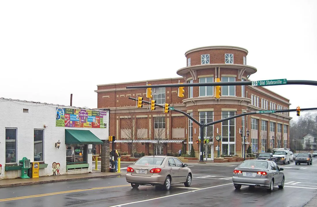 Market Update: What’s Happening with Real Estate in 

Huntersville This Month?