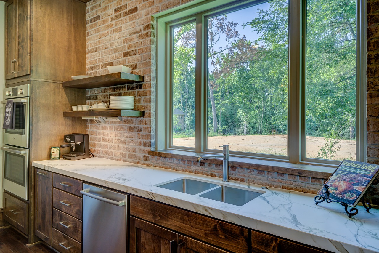How to Remove Hard Water Stains and Keep Your Home Sparkling Clean