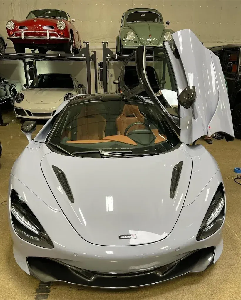 McLaren Auto glass replacement