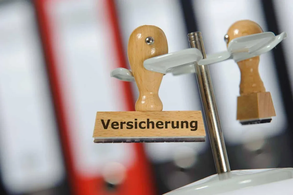 versicherung-bild-stempel