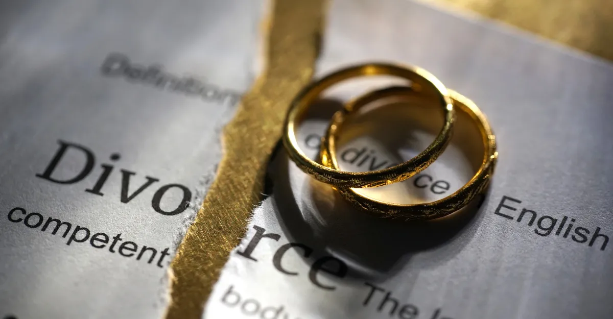 Divorcing? Selling the Home Doesn’t Have to Be War