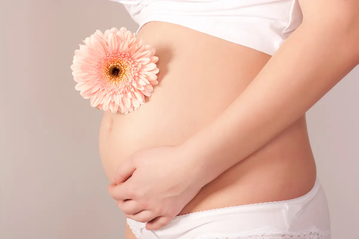 Pregnancy-Safe Skincare: What to Expect (In Your Skin) When You’re Expecting