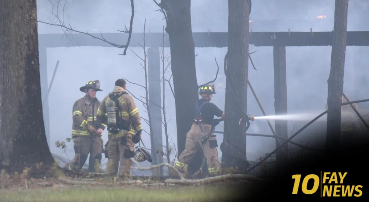 Old Lake in the Pines Clubhouse Destroyed in Evening Fire