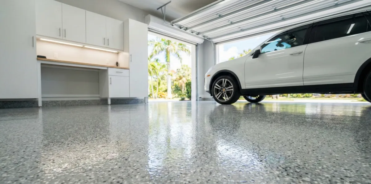 Garage Floor Coating Sarasota FL: What Makes an Epoxy Garage Floor Last in Florida