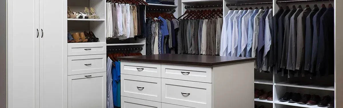 A well organized home closet