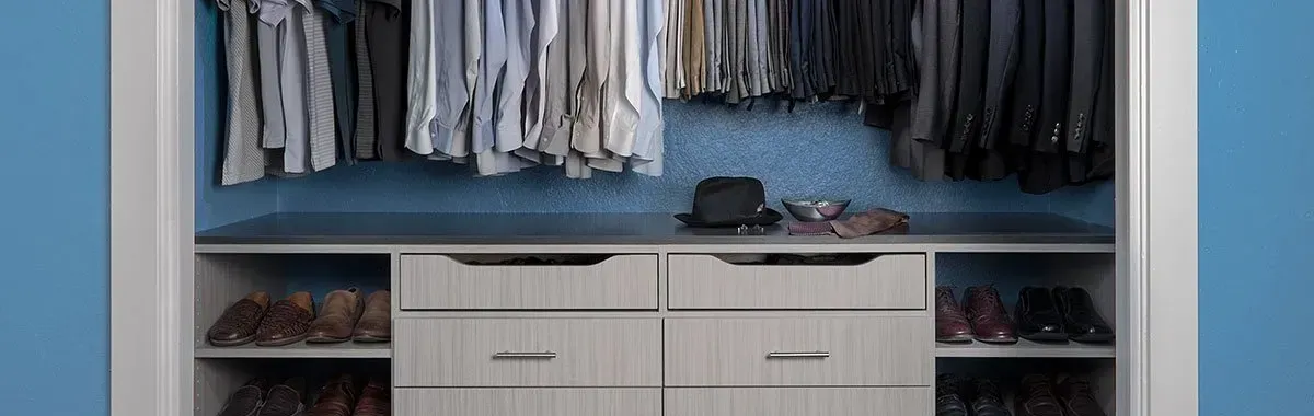 5 Benefits of Having a Custom Designed Closet