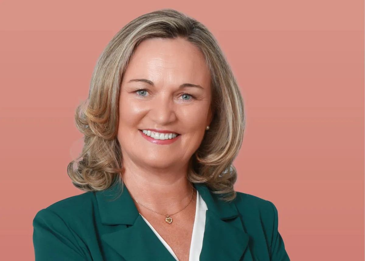 Elaine Mullally
