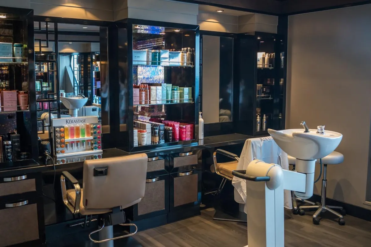 11 Proven Digital Marketing Strategies For Your Beauty Business in the USA (2024).