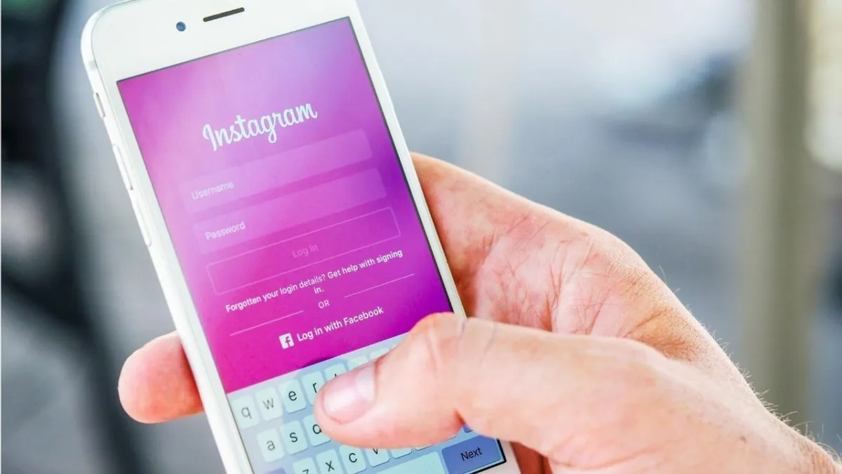 instagram login