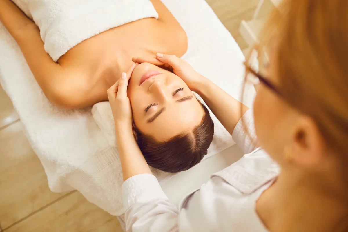 💧 Lymphatic Drainage Massage in Kirkland: The Post-Pandemic Detox