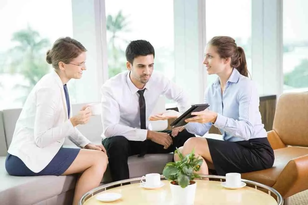 How Professional HR Services Help Businesses Stay Compliant in Florida