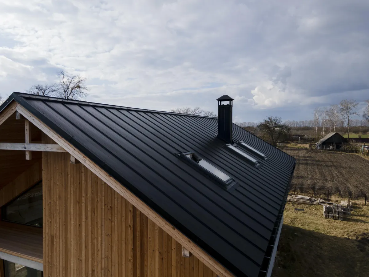 Explore the resilience of metal roofs against hail damage in this insightful article.