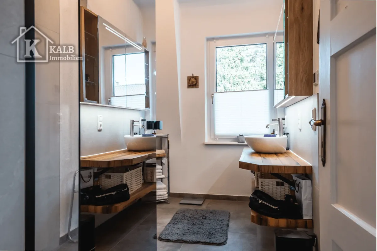 modernes-badezimmer-einfamilienhaus-bad-kissingen