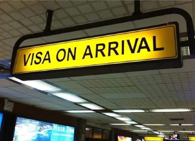 Visa on Arrival vs eVisa Explained (For UAE Residents)
