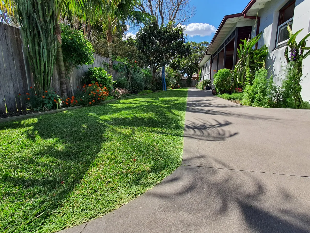 Why Lawn Mowing and Gardening in Inner West Sydney Matters – And How Bizzy Mowing Transforms Yards into Masterpieces